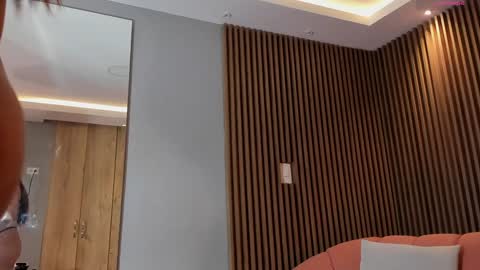 Eilin online show from 4, 1, 2025