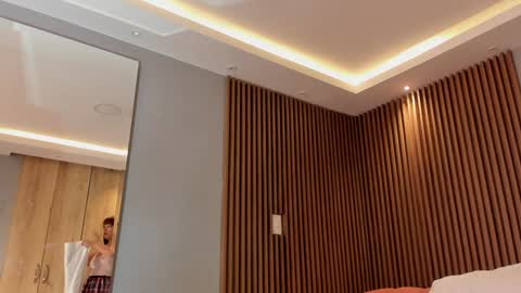 Eilin online show from 17, 1, 2025