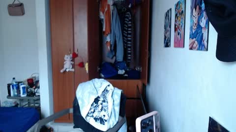 eimy_saenzz online show from 3, 4, 2026