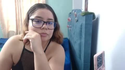 eimy_saenzz online show from 31, 5, 2026