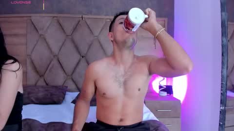 Snapshot of eimyandmaxi chatting on 25, 2, 2026 YG COUPLE online show from 25, 2, 2026