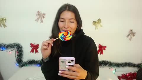Snapshot of eimytatto_ chatting on 29, 12, 2024 Carla online show from 29, 12, 2024