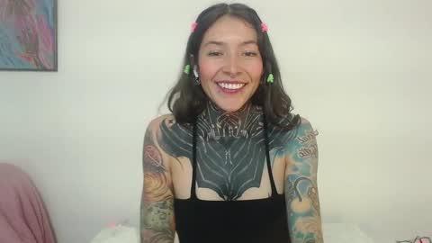 Snapshot of eimytatto_ chatting on 11, 1, 2025 Carla online show from 11, 1, 2025