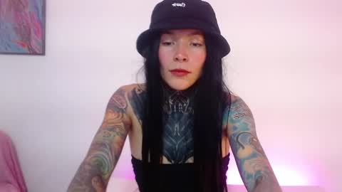 Snapshot of eimytatto_ chatting on 18, 1, 2025 Carla online show from 18, 1, 2025