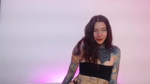 Snapshot of eimytatto_ chatting on 19, 1, 2025 Carla online show from 19, 1, 2025