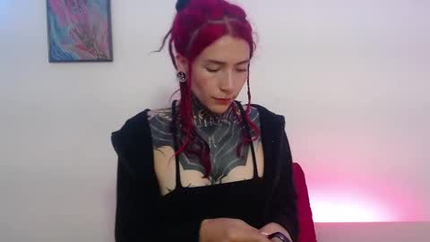 Snapshot of eimytatto_ chatting on 8, 2, 2025 Carla online show from 8, 2, 2025