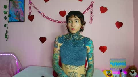 Snapshot of eimytatto_ chatting on 19, 9, 2025 Carla online show from 19, 9, 2025