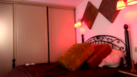 Snapshot of einneuesleben89 chatting on 31, 1, 2025 Elena online show from 31, 1, 2025