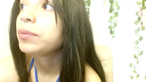 Snapshot of eiviiy1609 chatting on 27, 10, 2025 eiviiy1609 online show from 27, 10, 2025