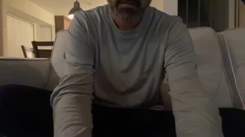 ejameshhh online show from 18, 10, 2025