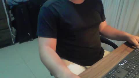 Juan Pablo M online show from 14, 2, 2025