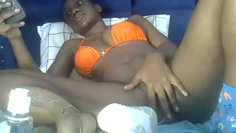 petite online show from 21, 9, 2025