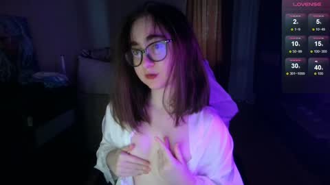 If you like it when I meow give me a thumbs up online show from 14, 1, 2025