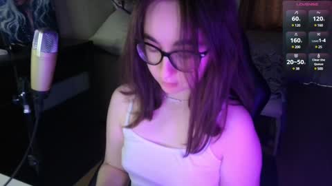 If you like it when I meow give me a thumbs up online show from 26, 1, 2025