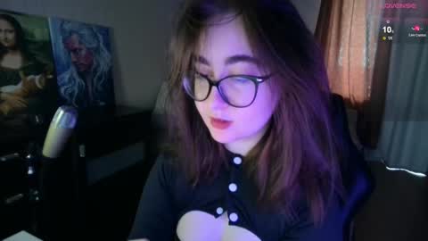 If you like it when I meow give me a thumbs up online show from 25, 2, 2025
