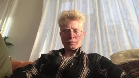 MrE online show from 12, 1, 2025