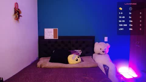 Ela  Help me reach 100 thumbs up online show from 30, 9, 2025