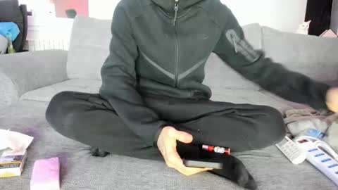 Snapshot of elandro493634 chatting on 22, 12, 2025 Elandro online show from 22, 12, 2025