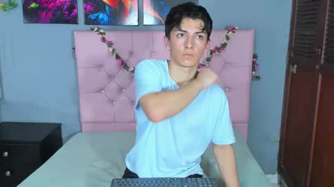 Elan Giralon online show from 17, 12, 2025