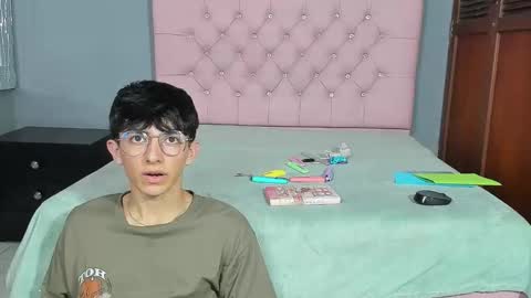 Snapshot of elangiraldo chatting on 14, 1, 2026 Elan Giralon online show from 14, 1, 2026