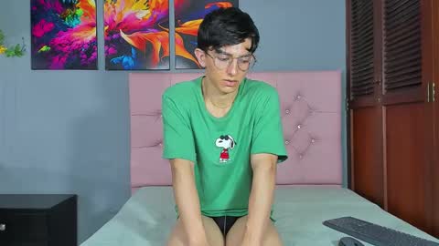 Snapshot of elangiraldo chatting on 17, 1, 2026 Elan Giralon online show from 17, 1, 2026