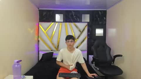 Snapshot of elangiraldo chatting on 20, 2, 2026 Elan Giralon online show from 20, 2, 2026