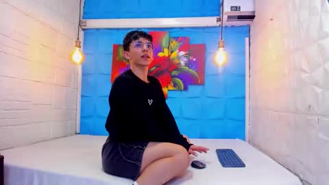 Snapshot of elangiraldo chatting on 24, 2, 2026 Elan Giralon online show from 24, 2, 2026