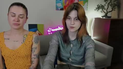 Snapshot of elani_lune chatting on 13, 5, 2026 Elani online show from 13, 5, 2026