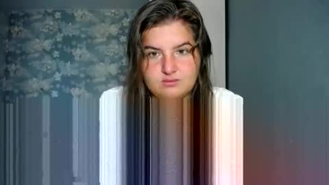 Elanis online show from 18, 9, 2025