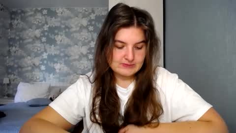 Elanis online show from 27, 3, 2026