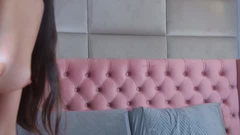 Snapshot of elaramorel chatting on 7, 1, 2026 Elara online show from 7, 1, 2026