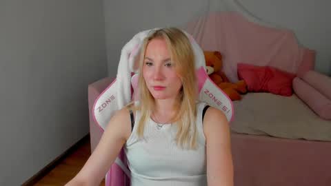 elaravoltage online show from 13, 5, 2026