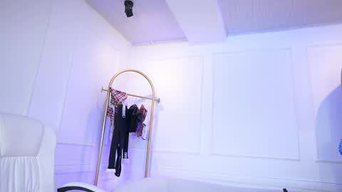 Elasummeer online show from 29, 9, 2025