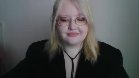 Snapshot of elayne_sweet chatting on 14, 3, 2026 elayne_sweet online show from 14, 3, 2026