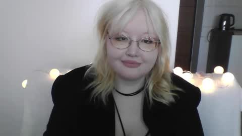 Snapshot of elayne_sweet chatting on 21, 3, 2026 elayne_sweet online show from 21, 3, 2026