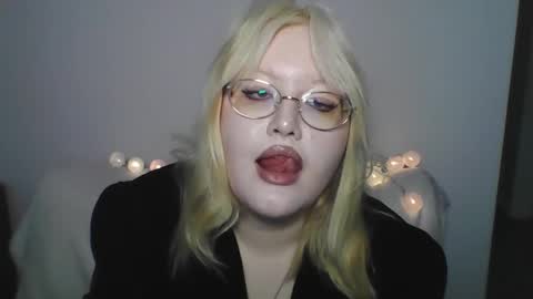 Snapshot of elayne_sweet chatting on 27, 3, 2026 elayne_sweet online show from 27, 3, 2026