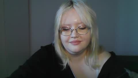 elayne_sweet online show from 2, 5, 2026
