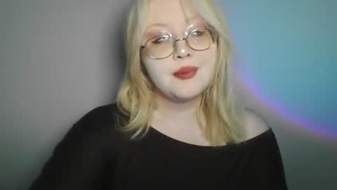 elayne_sweet online show from 12, 7, 2026