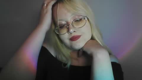 elayne_sweet online show from 14, 7, 2026