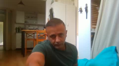 daniel18cmx online show from 30, 10, 2025