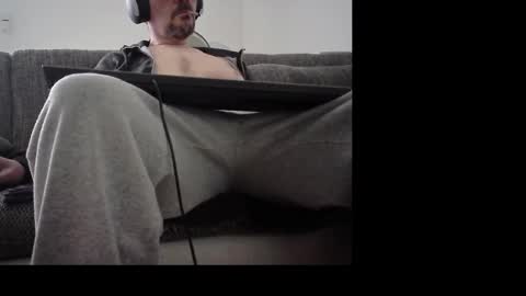 Snapshot of eldonan chatting on 9, 2, 2026 Nando online show from 9, 2, 2026