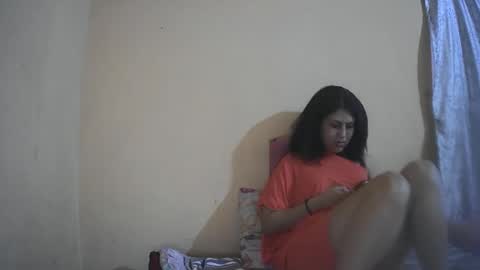 Isabella online show from 14, 10, 2025