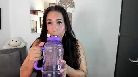 Electra- Please help me reach 100 likes online show from 21, 6, 2026