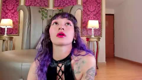 Snapshot of electraraptiss chatting on 16, 12, 2025 - online show from 16, 12, 2025