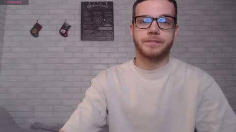 Snapshot of electric_smile chatting on 16, 12, 2024 Alex online show from 16, 12, 2024