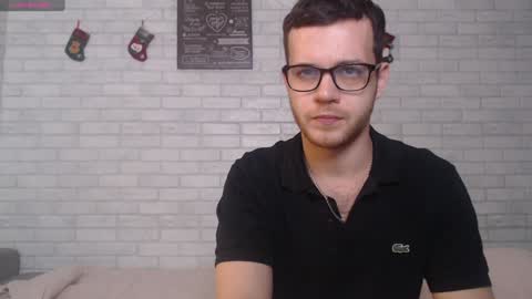Snapshot of electric_smile chatting on 22, 12, 2024 Alex online show from 22, 12, 2024