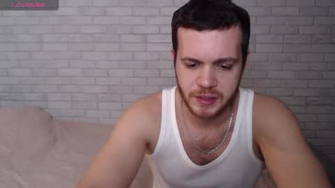 Snapshot of electric_smile chatting on 14, 12, 2025 Alex online show from 14, 12, 2025