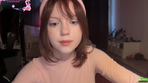 Snapshot of electric_woman chatting on 3, 3, 2026 Aleksa online show from 3, 3, 2026