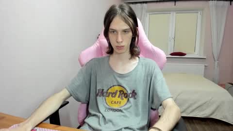 eleganc3 online show from 19, 9, 2025