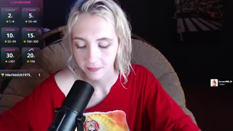Snapshot of elen__moore chatting on 9, 5, 2026 Elen online show from 9, 5, 2026